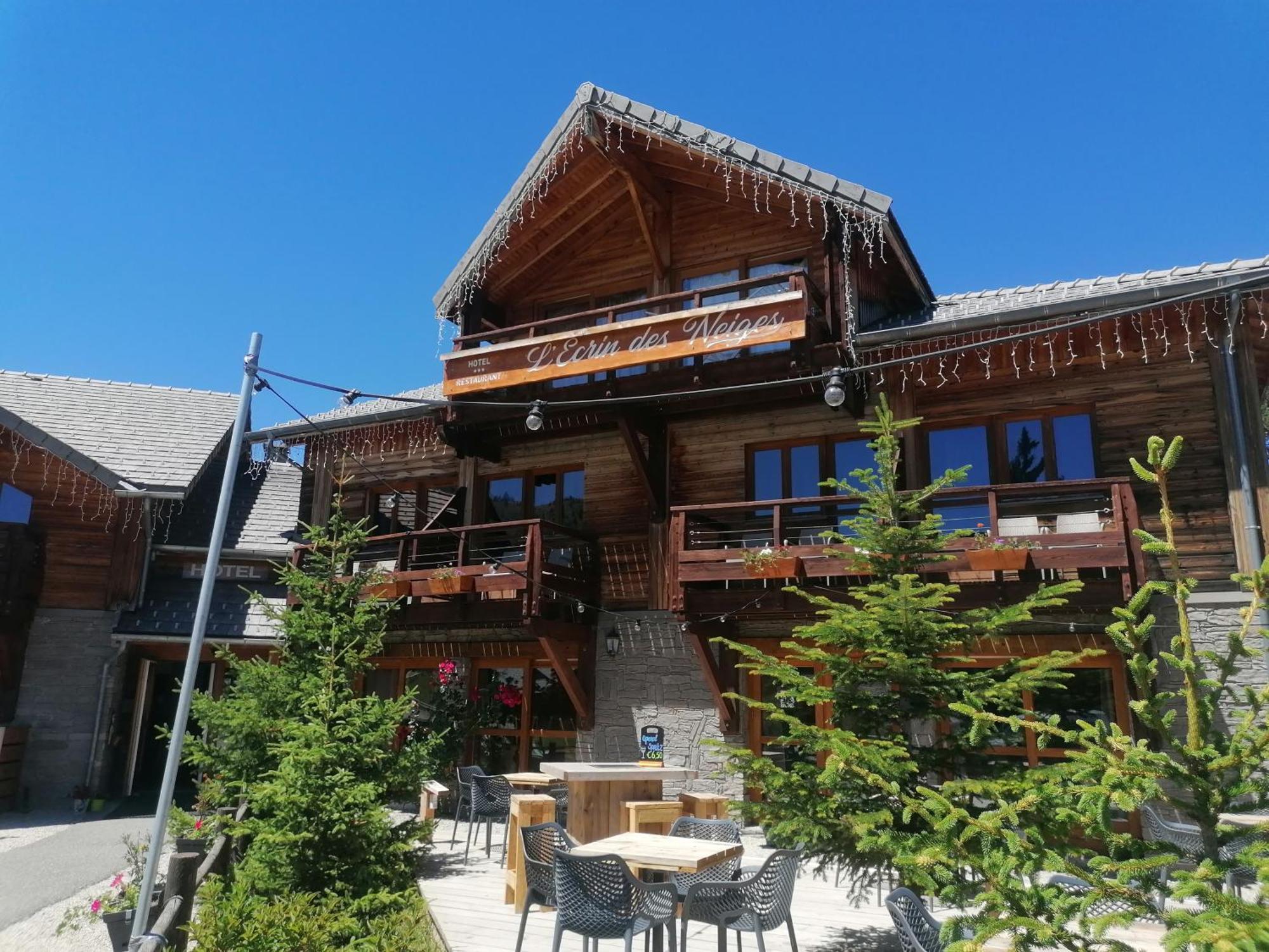 Sunweb Hotel L'Ecrin Des Neiges Ла-Жу-дю-Луп Экстерьер фото